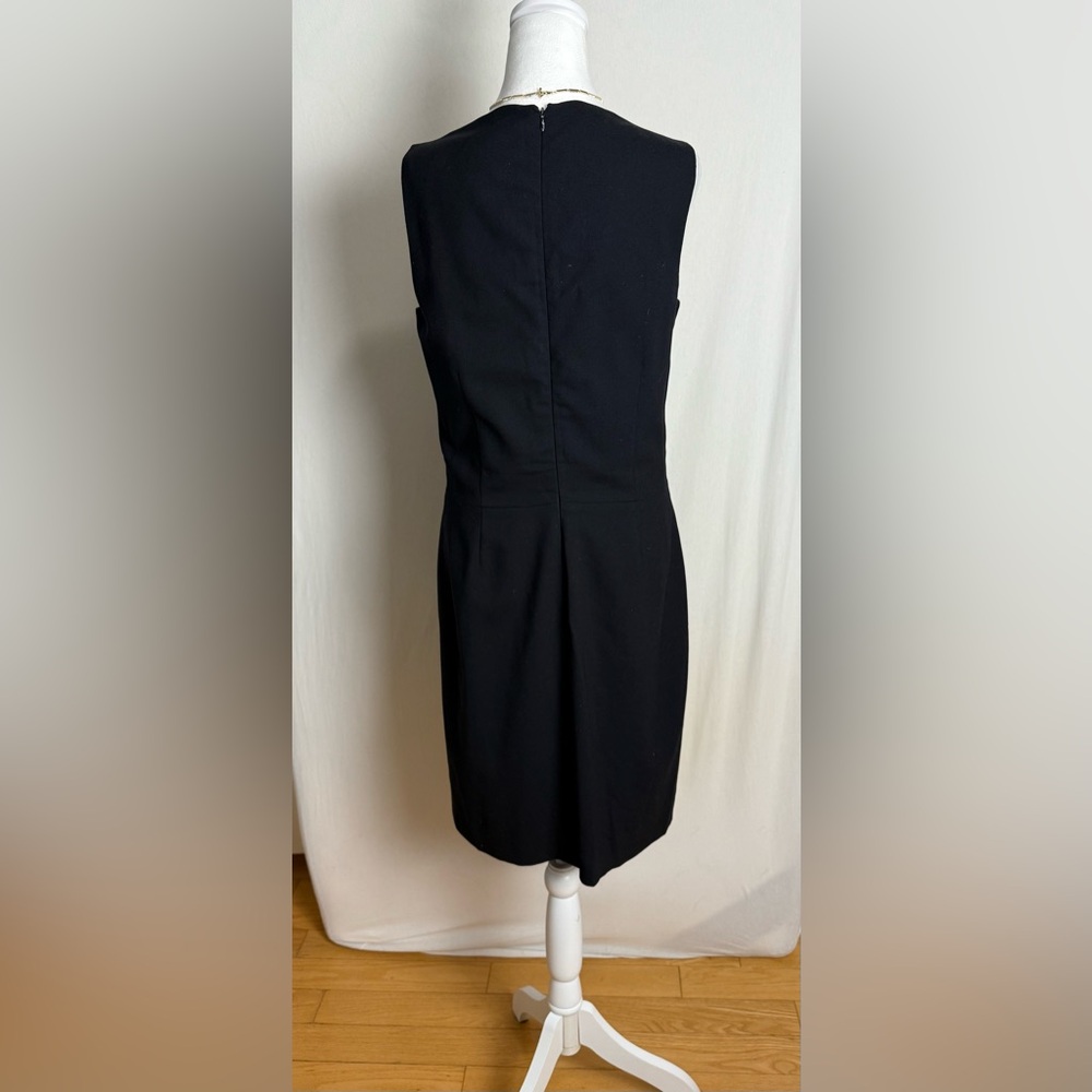 Theory darbia jubilant black wool stretch sleeveless pleated dress. Size 8 - Picture 6 of 7